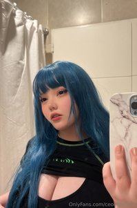 ceoofgothicc leak - i love bathroom selfies do u like black or blue hair?