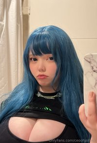 ceoofgothicc leak - i love bathroom selfies do u like black or blue hair?