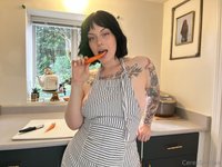 ceressinclair leak - it’s too hot to cook with clothes on but sizzling hot food a..