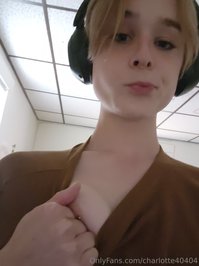 charlotte40404 leak - tiddy pic: deal with it!