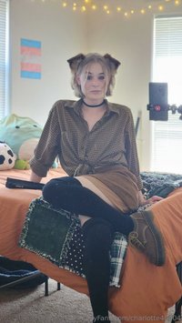 charlotte40404 leak - im going for a 'kitty girl library date' kind of look here! ..