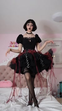 cherrycute666 leak - Qué vestido les gusta más ?