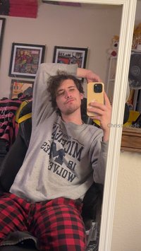 chriss_wade leak - Mirror selfie