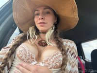 chroniclove69 leak - Check out this super cute outfit!! Sneaky lingerie underneat..