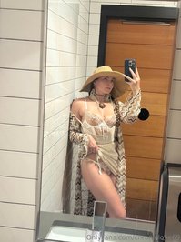 chroniclove69 leak - ❣️ Happy Friday ❣️