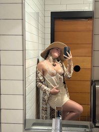 chroniclove69 leak - ❣️ Happy Friday ❣️