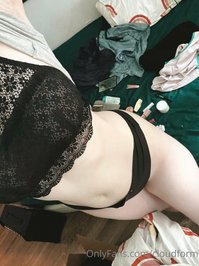 cloudform leak - Ignore my messy bed, I was just looking cute