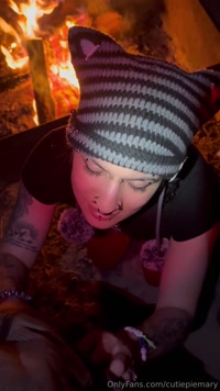 cutiepiemary leak - the best way to enjoy a good campfire is by getting a face f..