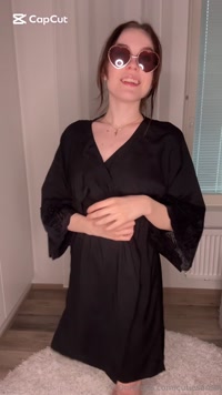 cutiesansa leak - Tykkäätkö nähä ku otan dildoa takaa...