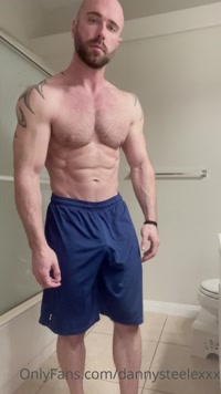 dannysteelexxx leak - Want to see me jerk off all over my gym shorts Here im just ..