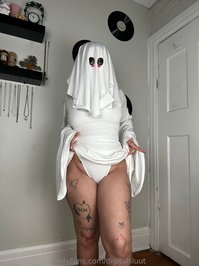 digitalsluut leak - just a normal ghost girl..but slutty