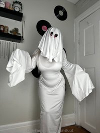 digitalsluut leak - just a normal ghost girl..but slutty