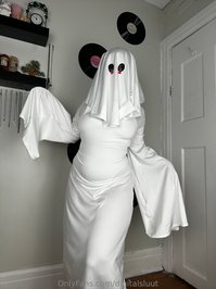 digitalsluut leak - just a normal ghost girl..but slutty