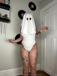 digitalsluut leak - I can’t tell if this is sillier or sexier without the dress ..