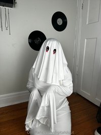 digitalsluut leak - how tempting is this ghost girl?