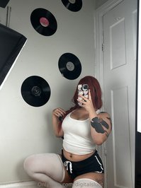 digitalsluut leak - good morning! makima mirror pics!