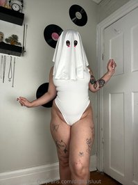 digitalsluut leak - I can’t tell if this is sillier or sexier without the dress ..