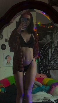 ditzylilbunni leak - Merry XXXmas perverts!!