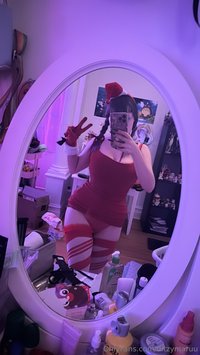 ditzymaruu leak - early christmas peak :3