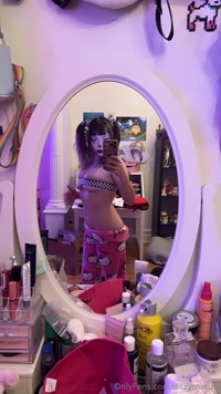 ditzymaruu leak - is my belt pretty as a bra :3