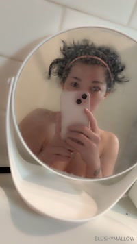 dummi.gf leak - quick shower pics for yall :3