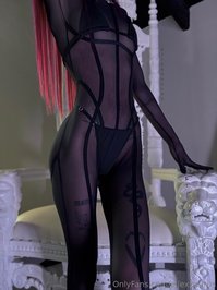 ellexxaurus leak - the last pic is my fave it’s submissive as fuck ⛓️‍ rip the..