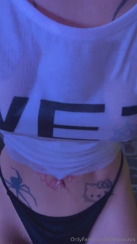 ellexxaurus leak - first night in the hot tub.. and of course I fucked myself! ..