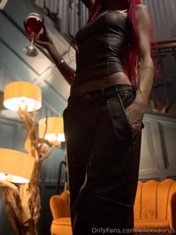 ellexxaurus leak - do u like my outfit!? I felt so classy and that’s cranberry ..