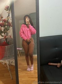 emibony5 leak - Hola ☺️