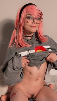 envyanne leak - Your pink girly~