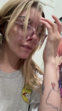 envyanne leak - Your girl is sick!!! (Like actually.)Customs are de..