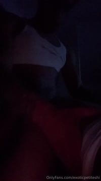exoticpetiteshi leak - my pussy just wouldn’t stop farting omg it was so loud & my ..