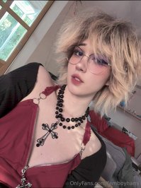 femboyhami leak - good morning lovelies! :3 checkout my cool fit >.<