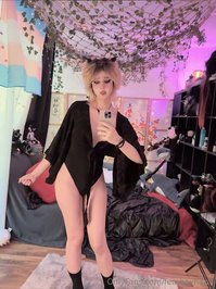 femboyhami leak - good morning lovelies! :3 don't forget to drink >.< here hav..