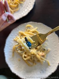 giantess_kendrik leak - Too small to fight back. Too weak to resist me. Just perfect..