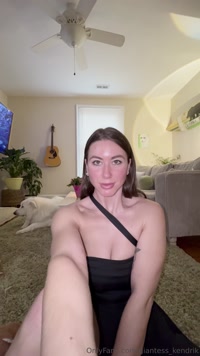 giantess_kendrik leak - Look at you, so small, so close to my lips… can you feel my ..