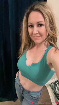 hot_wife_victoria_no_ppv leak - Getting ready to make the long drive home. Do you want to he..