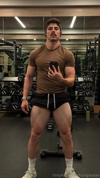 hungskater leak - Me in the gym & me right when I get home from the gym (Exci..