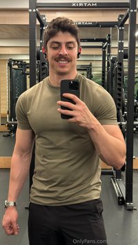 hungskater leak - Which photo is your favorite? ❤️