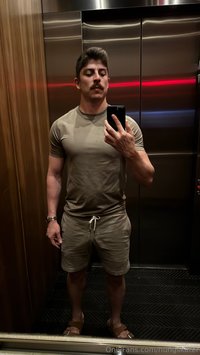 hungskater leak - Which photo is your favorite? ❤️