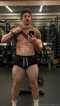 hungskater leak - Me in the gym & me right when I get home from the gym (Exci..