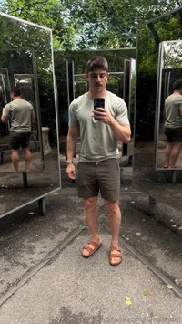 hungskater leak - Which photo is your favorite? ❤️