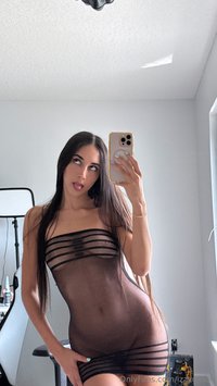 izzygreen leak - introducing the stocking dress