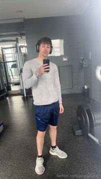 jakegelato leak - at the gym VS after the gym (2 pics)