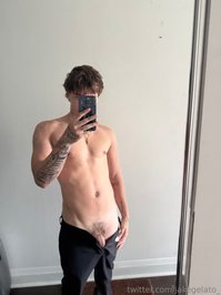 jakegelato leak - 28 pictures of me taking off my pants