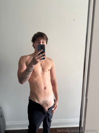 jakegelato leak - 28 pictures of me taking off my pants