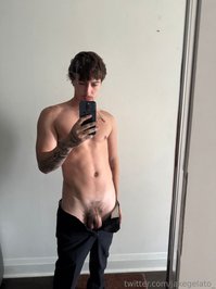 jakegelato leak - 28 pictures of me taking off my pants