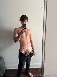 jakegelato leak - 28 pictures of me taking off my pants