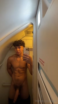 jettagain leak - Who loves when I take pics in the airplane ✈️ ?