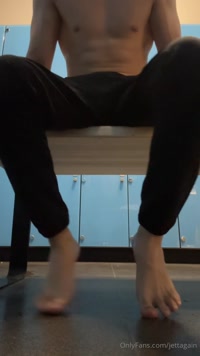 jettagain leak - A lil feet action